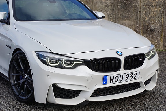 BMW M4 3 of 30