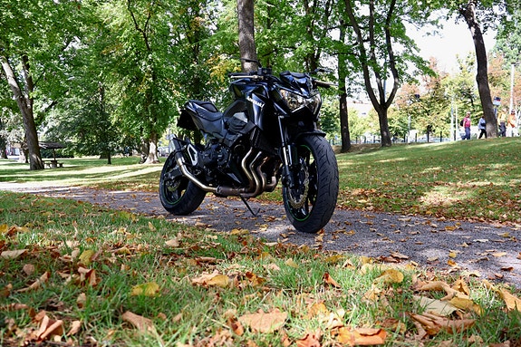 Kawasaki Z800 2 of 4