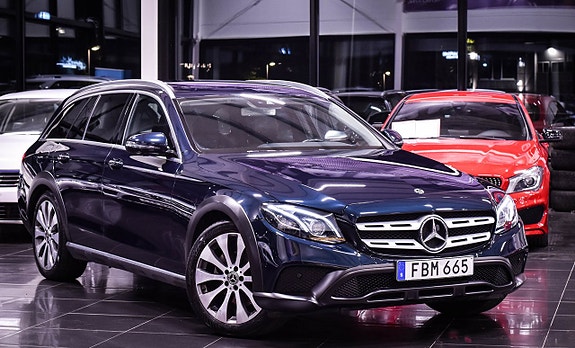 Mercedes-Benz E220 d 4 of 23