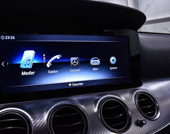 Mercedes-Benz E220 d 14 of 23