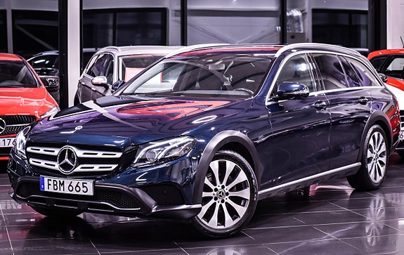 Mercedes-Benz E220 d 2 of 23