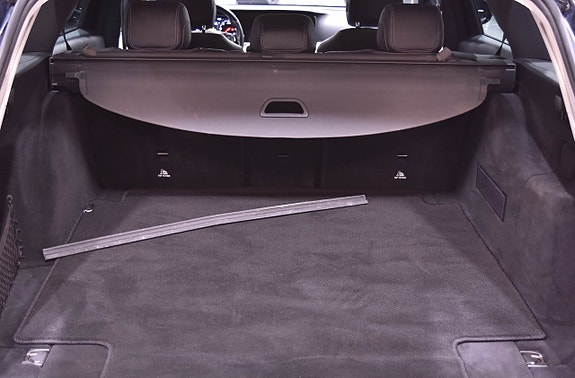 Mercedes-Benz E220 d 20 of 23