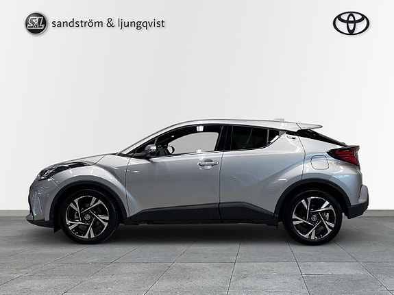 Toyota C-HR 4 of 11