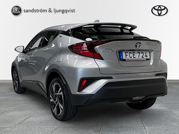 Toyota C-HR 5 of 11