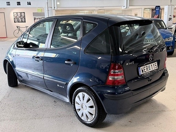 Mercedes-Benz A140 4 of 10
