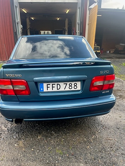 Volvo S70 4 of 7