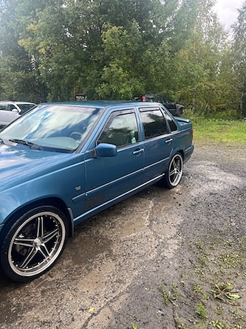 Volvo S70 3 of 7