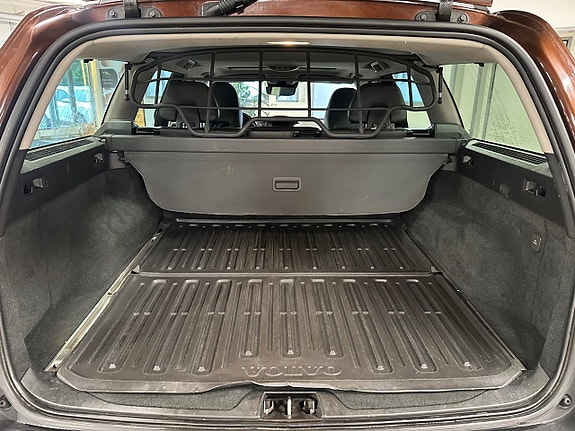 Volvo XC70 5 of 22