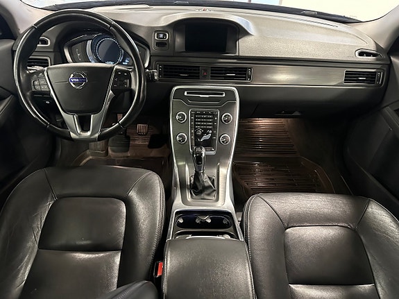 Volvo XC70 9 of 22