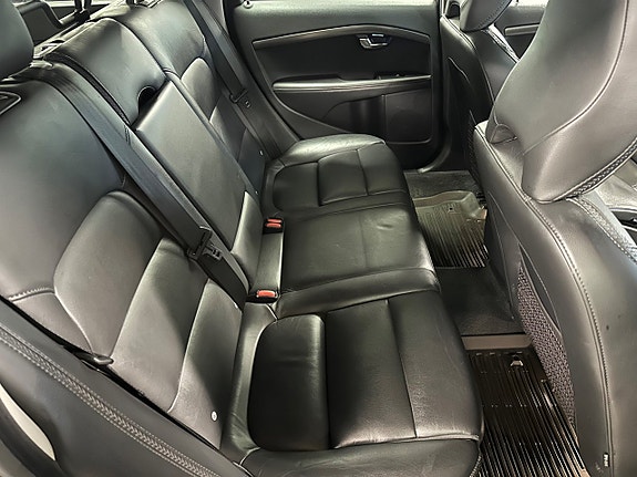 Volvo XC70 7 of 22