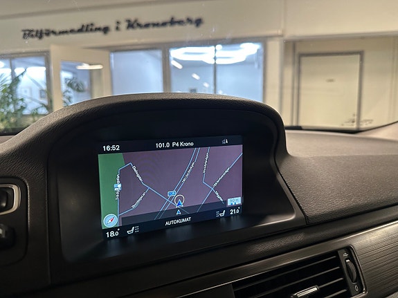 Volvo XC70 18 of 22