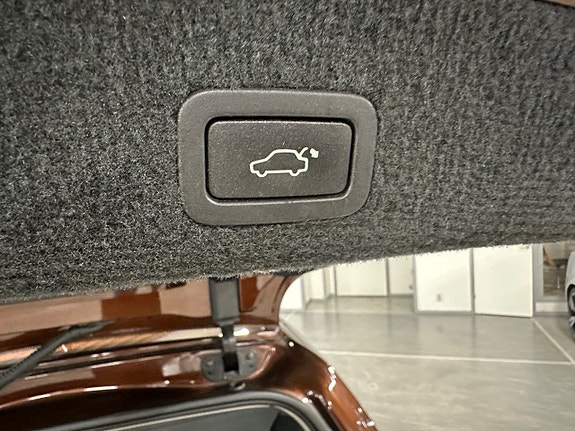 Volvo XC70 6 of 22