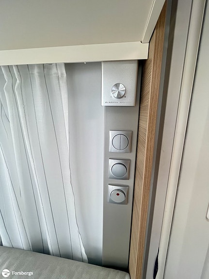 Adria ADORA 613 UT / MOVER / ALDE / TOA DUSCH BAK 9 of 21