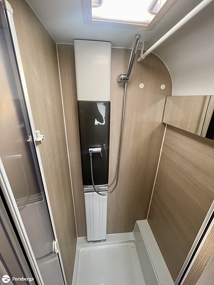 Adria ADORA 613 UT / MOVER / ALDE / TOA DUSCH BAK 15 of 21