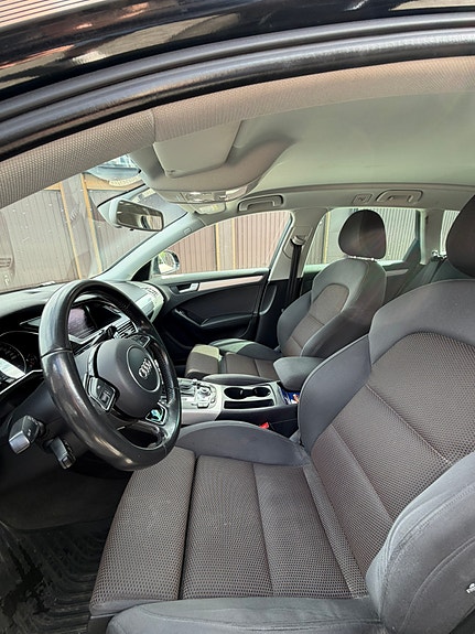 Audi A4 allroad 4 of 6