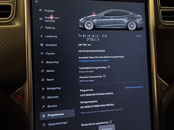Tesla Model S 19 of 20