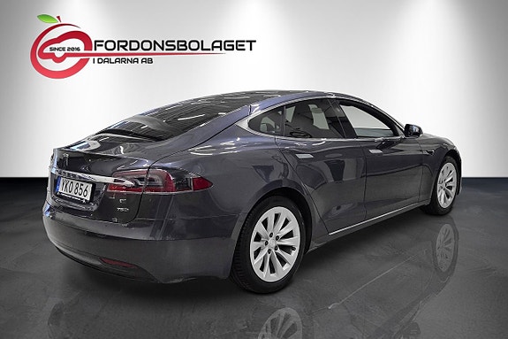 Tesla Model S 4 of 20