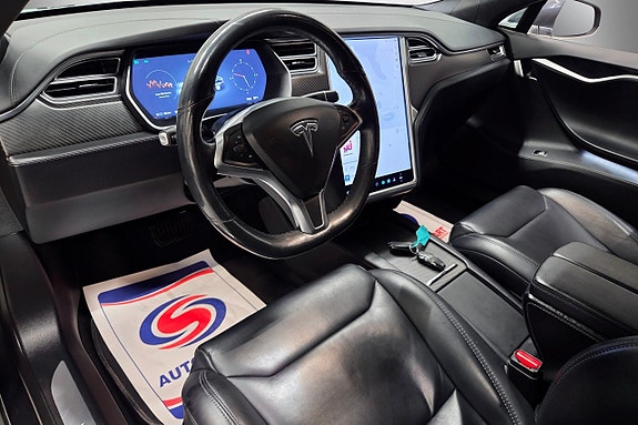Tesla Model S 8 of 20