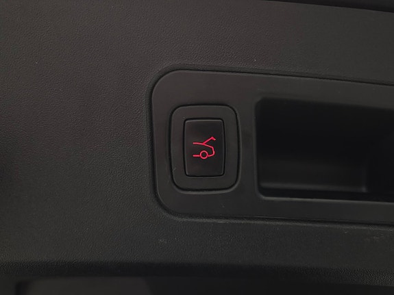 Tesla Model S 15 of 20