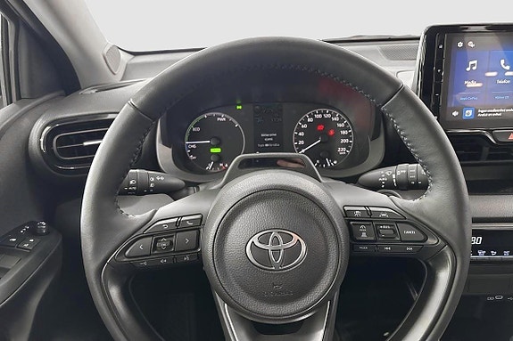Toyota Yaris 10 of 11