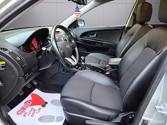 Kia Ceed 9 of 16