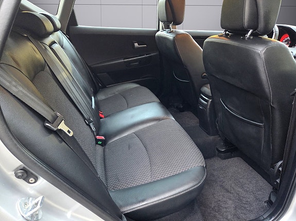 Kia Ceed 12 of 16