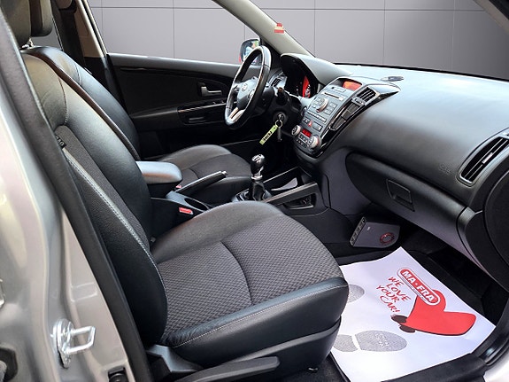 Kia Ceed 10 of 16