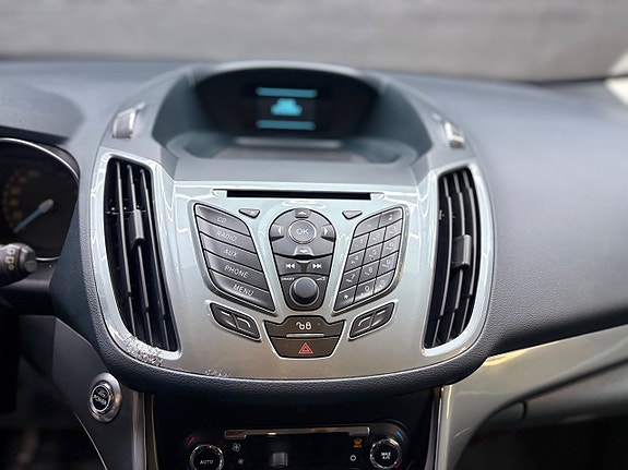 Ford C-Max 13 of 18