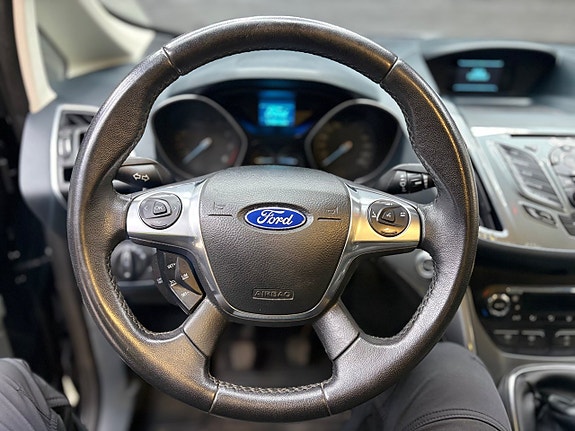 Ford C-Max 12 of 18
