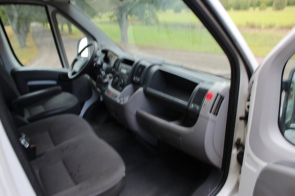 Citroen Jumper 30 9 of 12