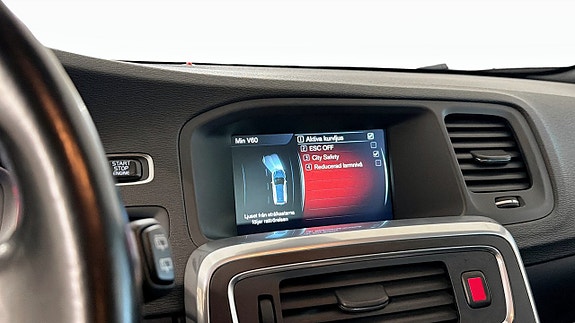 Volvo V60 Cross Country 13 of 17