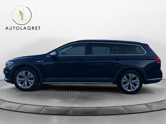 Volkswagen Passat Alltrack 3 of 19