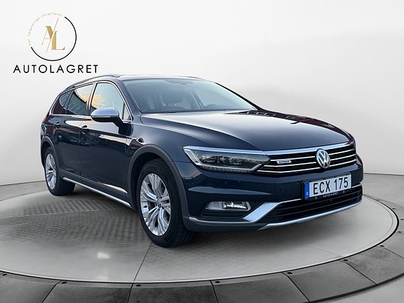 Volkswagen Passat Alltrack 8 of 19