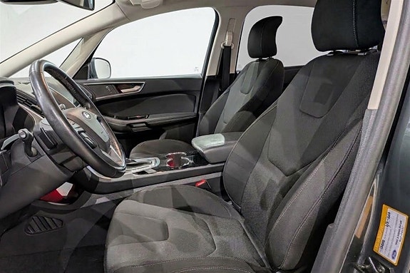 Ford S-MAX 4 of 6