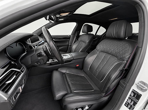 BMW 740d 6 of 7