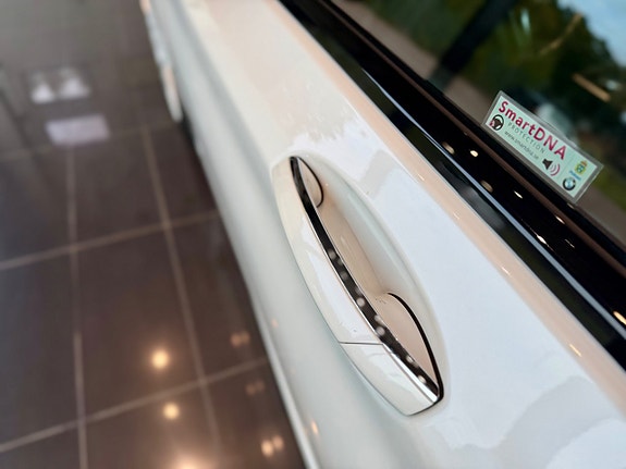 BMW 740d 8 of 19