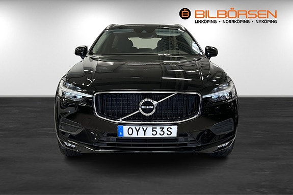 Volvo XC60 2 of 19