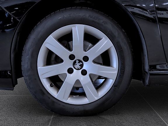 Peugeot 308 16 of 16