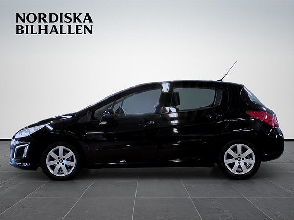 Peugeot 308 4 of 16