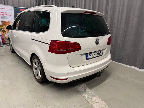 Volkswagen Sharan 3 of 15