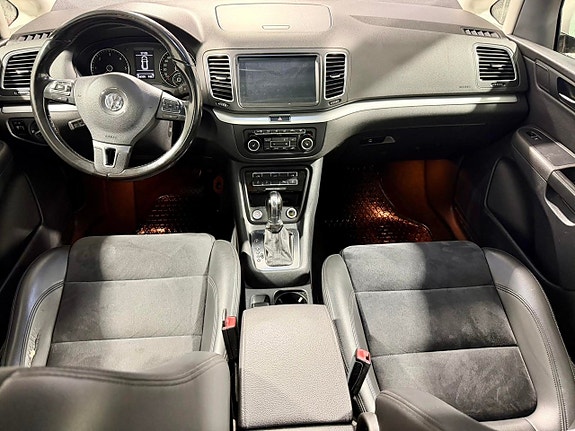 Volkswagen Sharan 7 of 15