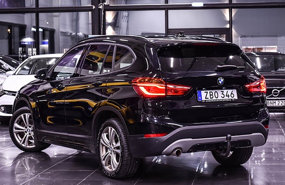 BMW X1 3 of 18