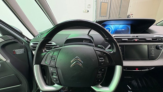 Citroen Grand C4 Picasso 13 of 30
