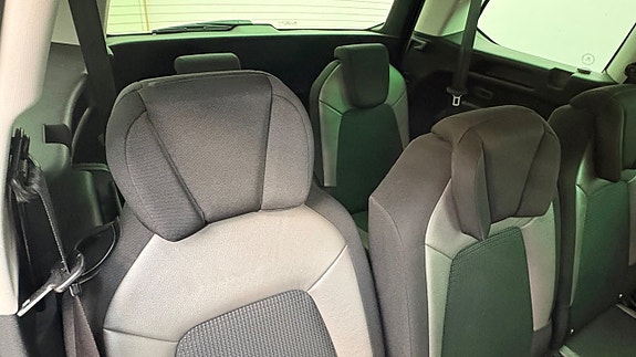 Citroen Grand C4 Picasso 19 of 30