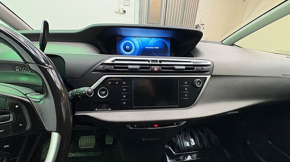 Citroen Grand C4 Picasso 14 of 30