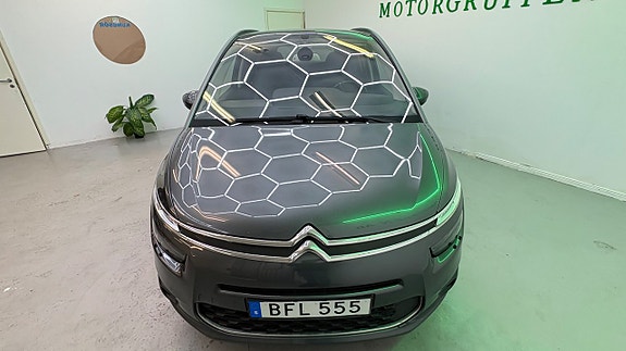 Citroen Grand C4 Picasso 9 of 30