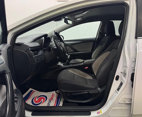 Toyota Avensis 20 of 22