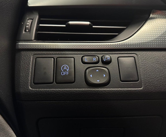 Toyota Avensis 19 of 22