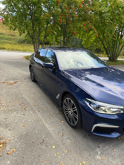 BMW 530i 4 of 6
