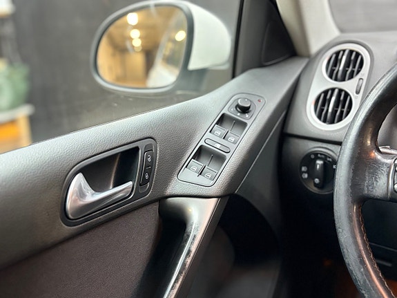Volkswagen Tiguan 15 of 24